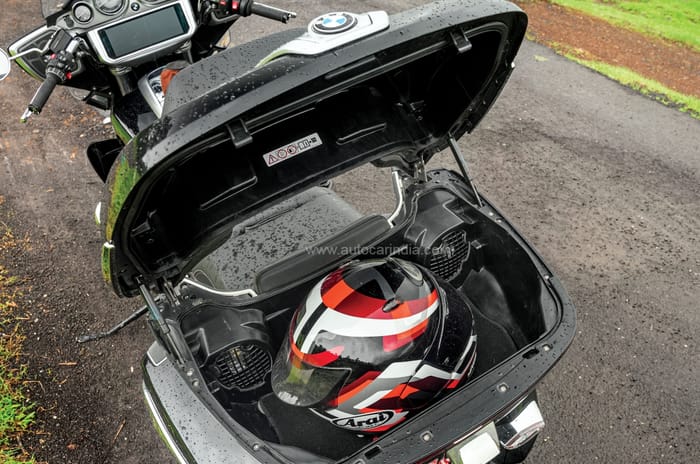 BMW R18 Transcontinental review: German Giant